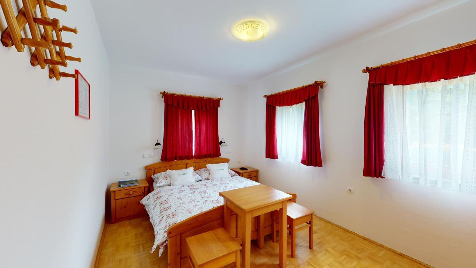 Tourist Farm Gradisnik Apartment Solcava Bagian luar foto