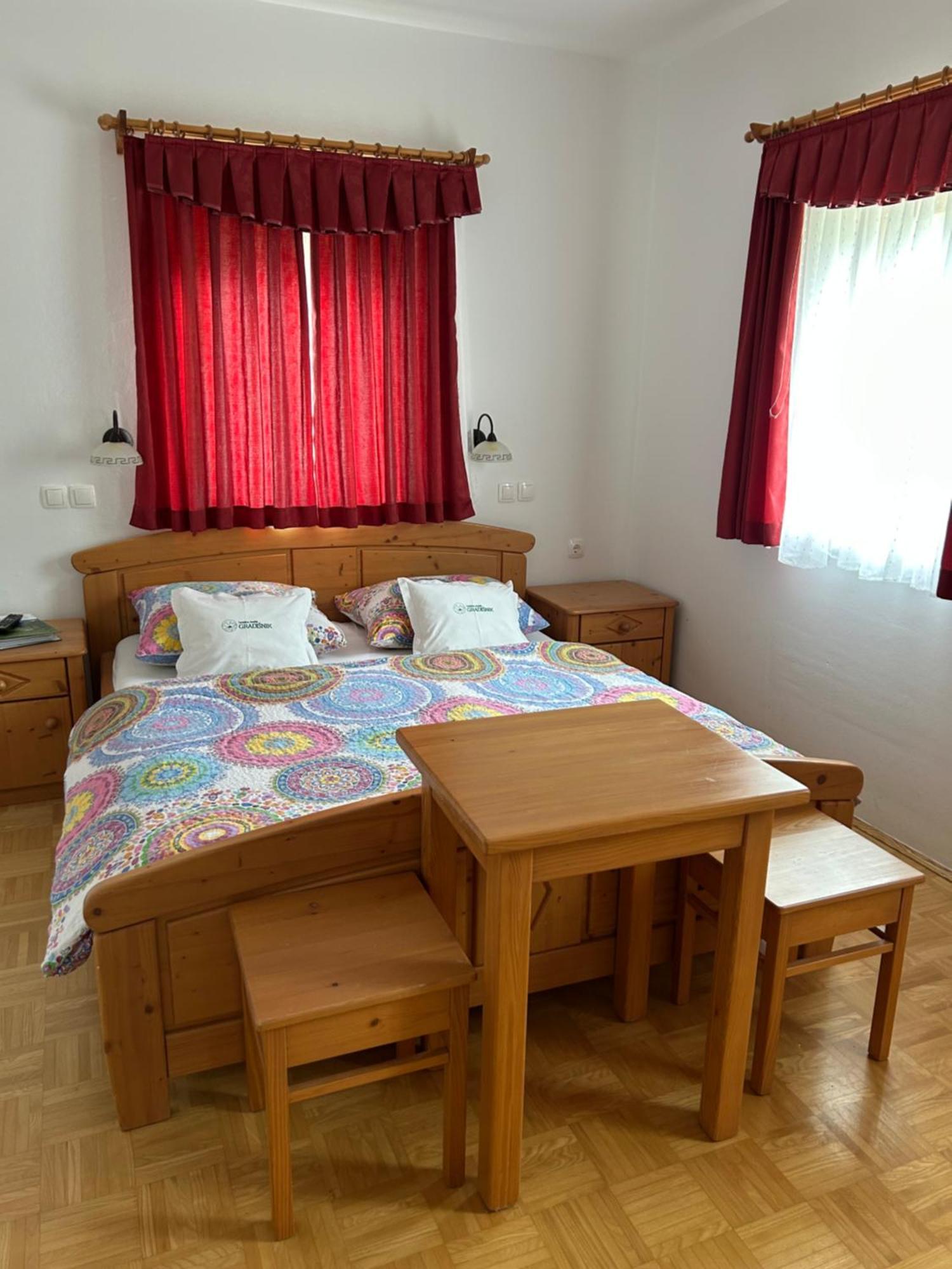 Tourist Farm Gradisnik Apartment Solcava Bagian luar foto