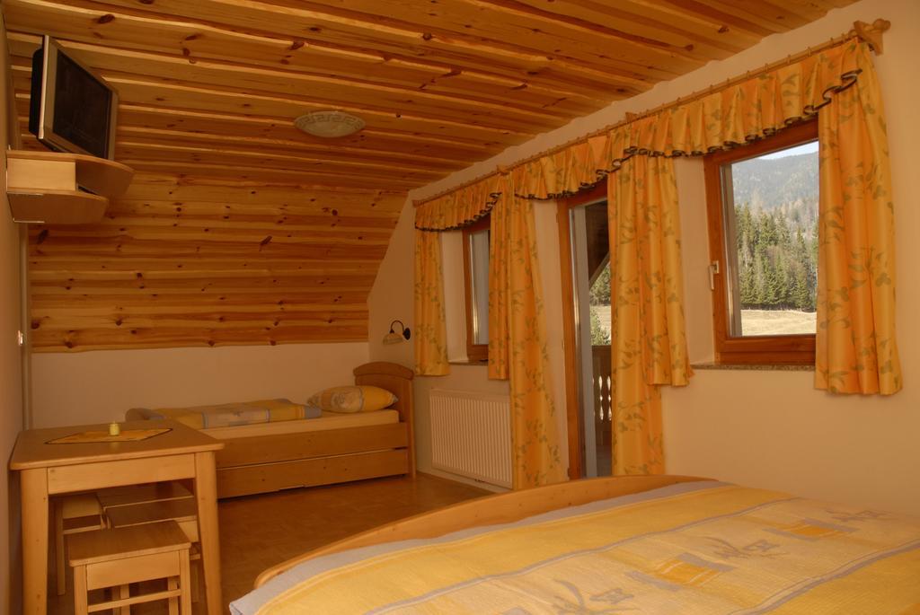 Tourist Farm Gradisnik Apartment Solcava Bagian luar foto
