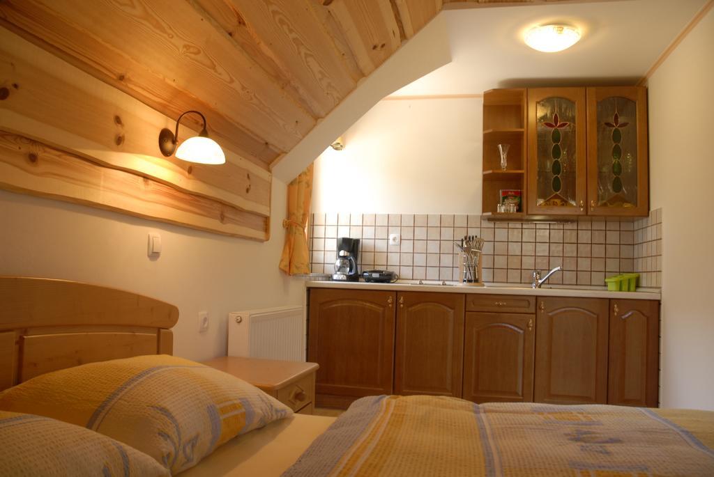 Tourist Farm Gradisnik Apartment Solcava Bagian luar foto